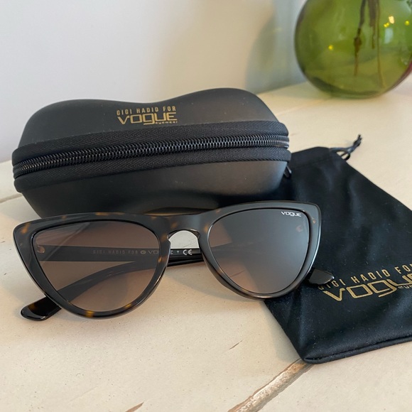 Gigi hadid for vogue brown cat-eye sunglasses - Picture 1 of 11